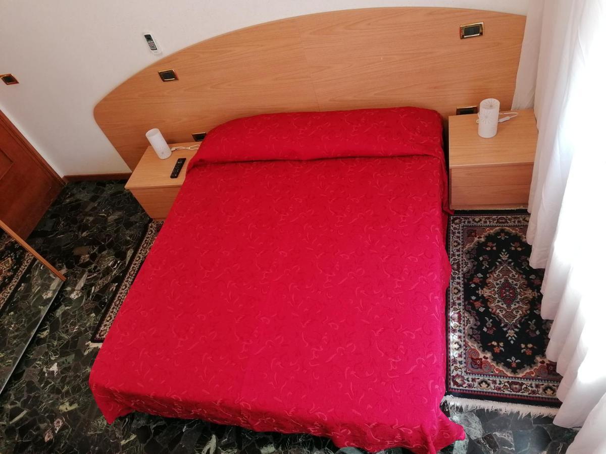 Sacco Bed&Breakfast Ровіго Екстер'єр фото